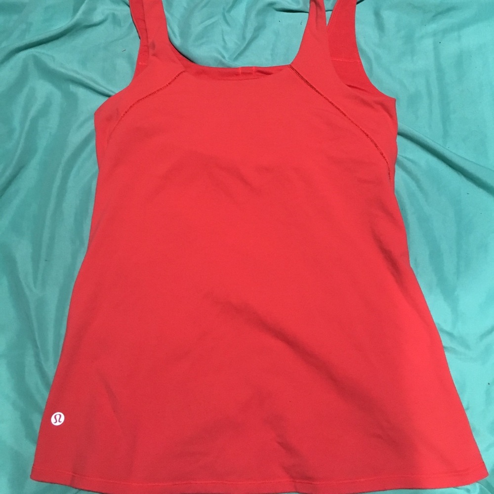 Red lululemon tank top